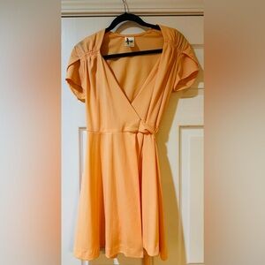 Vintage 70s Chic Peach Wrap Dress women’s size 6